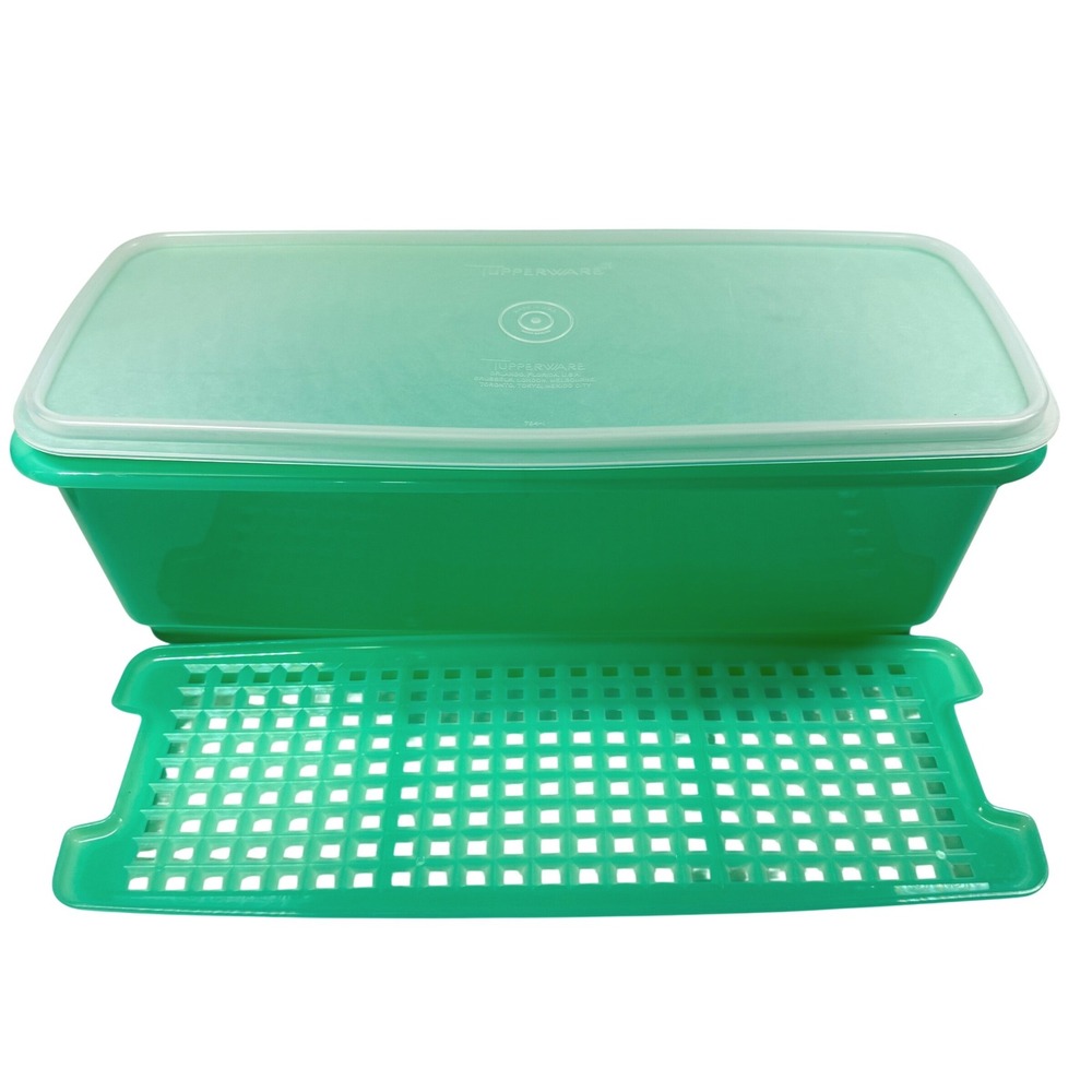 TUPPERWARE Vintage Jadeite Green Vegetable Crisper 784-1 Rectangular Lid Grid